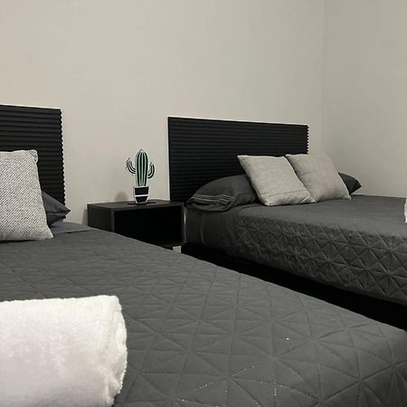 Hotel Tia Flora Леон Екстер'єр фото
