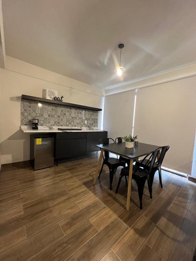 Hotel Tia Flora Леон Екстер'єр фото