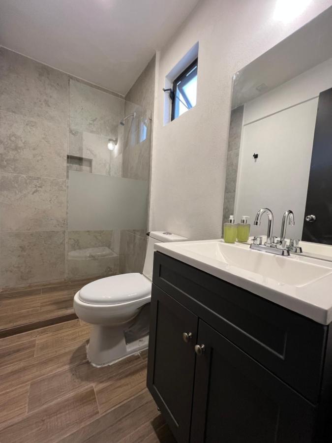 Hotel Tia Flora Леон Екстер'єр фото